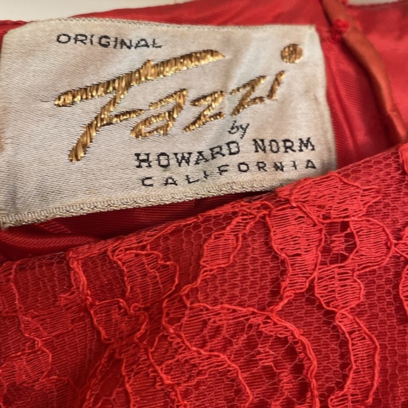 RARE 1950s Fazzi by Howard Norm California Red Lace Cocktail Dress - Picture 4 of 11